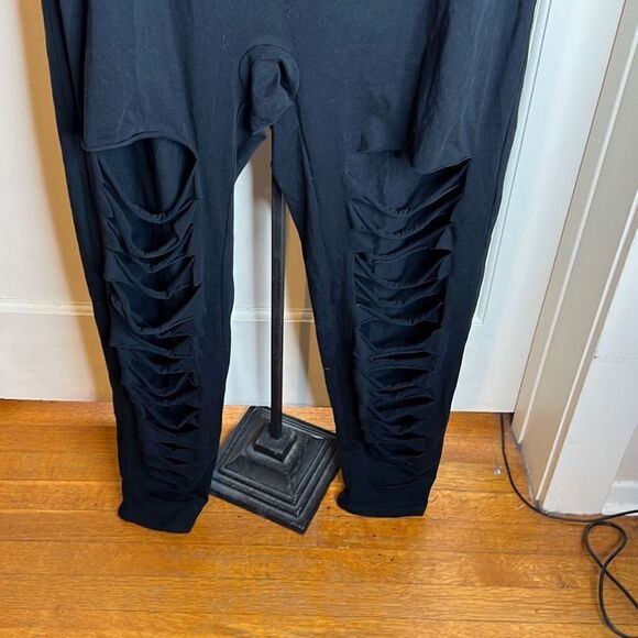 Hot Topic Distressed One piece Jumpsuit Romper Black Plus Size - Picture 4 of 5